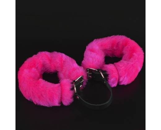 Черные кожаные оковы со съемной ярко-розовой опушкой