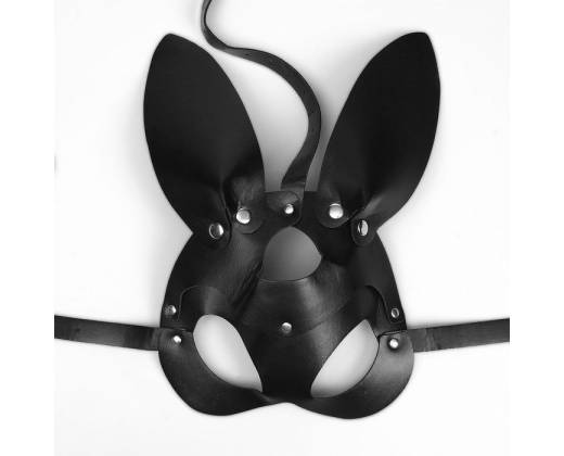 Черная маска «Непослушная зайка» с ушками