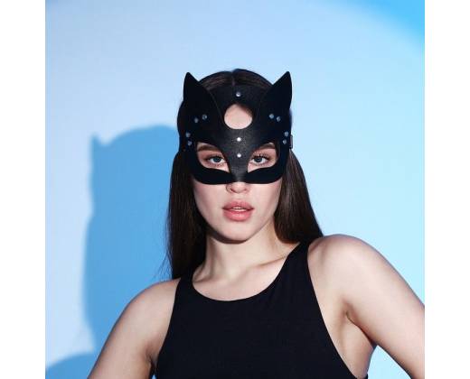 Оригинальная черная маска «Кошка» с ушками