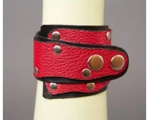 Красно-чёрный кожаный браслет «Треугольник»